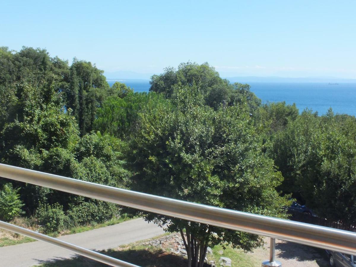 Apartment Igor Ičići Exteriör bild