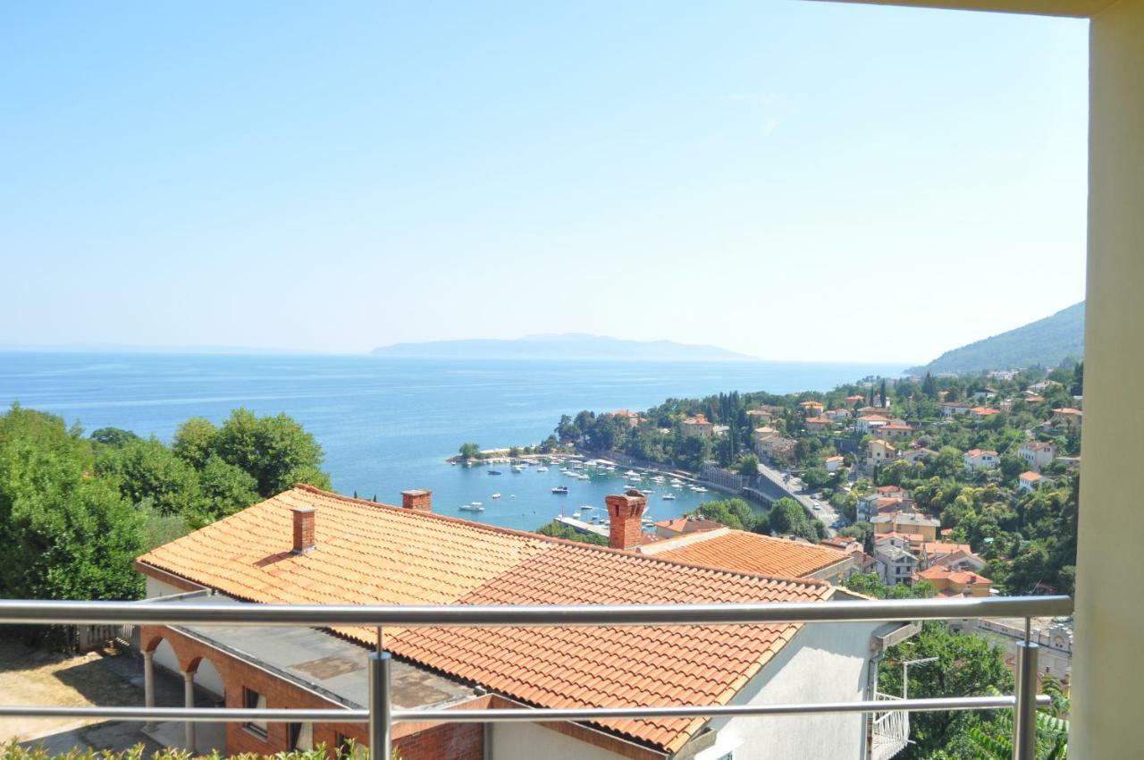 Apartment Igor Ičići Exteriör bild